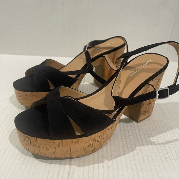 Women’s Sun + Stone Jillien Black Faux Suede Platform Sandals Size 11 US! - Picture 2 of 9
